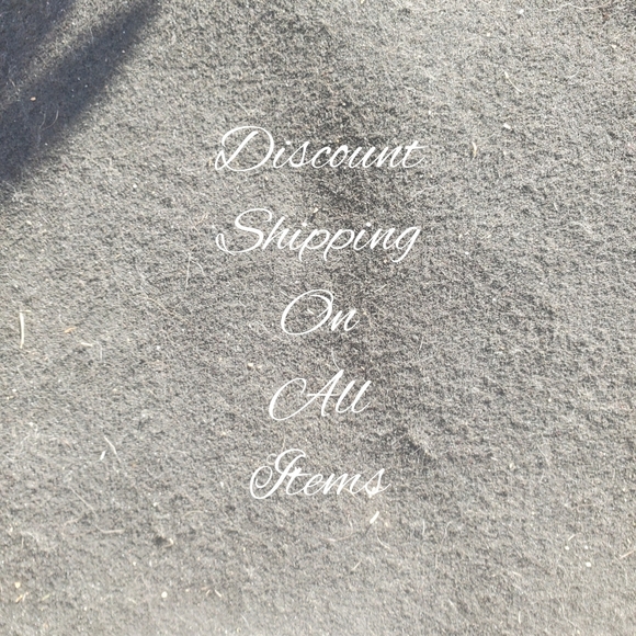 Meet your Posher, Kristi - Picture 3 of 3